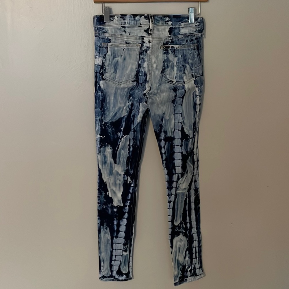 rag & bone Women's Skinny Jeans in Black and White Tie-Dye - Picture 5 of 11